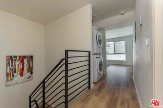 815 N Kingsley Dr in Los Angeles, CA - Building Photo - Building Photo