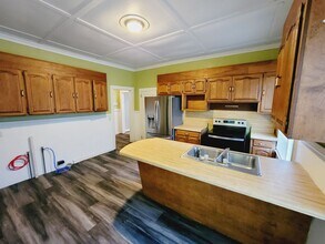 105 N Liberty St in Gastonia, NC - Building Photo - Building Photo