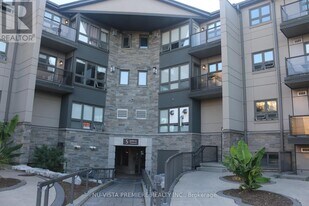 5 Jacksway Crescent in London, ON - Building Photo