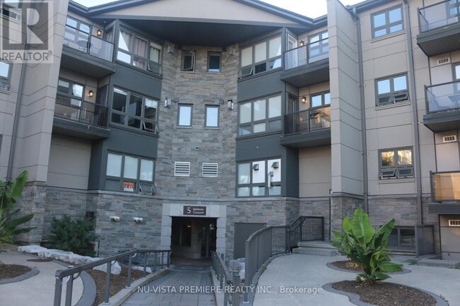 property at 5 Jacksway Crescent