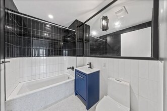 1042 President St in Brooklyn, NY - Building Photo - Building Photo