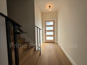 1030 E Delmar Pl in Broken Arrow, OK - Building Photo - Building Photo