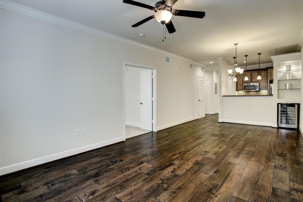 2203 Dorrington St in Houston, TX - Building Photo