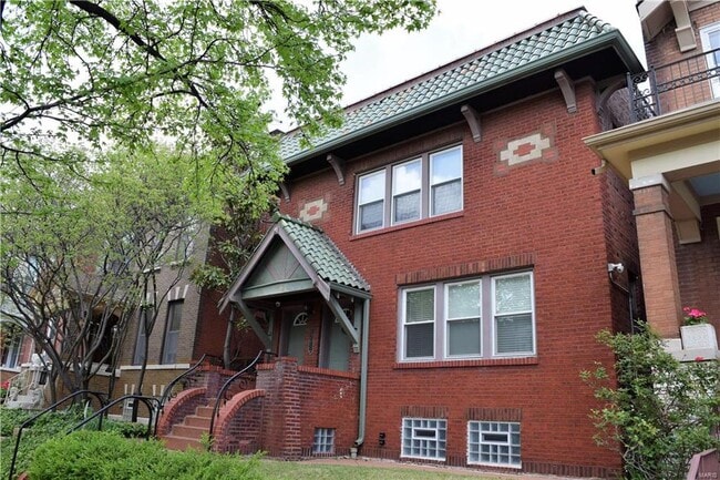 3509 Connecticut St, Unit 2