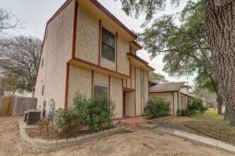 13509 Dutch Myrtle Dr in San Antonio, TX - Building Photo - Building Photo