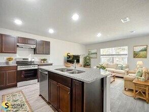 61 Rose Dr in Palm Coast, FL - Building Photo - Building Photo