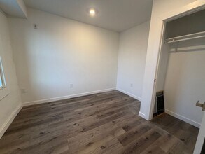 240-242 E Girard Ave in Philadelphia, PA - Building Photo - Building Photo