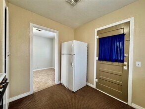 711 N Broadway Ave in Hydro, OK - Building Photo - Building Photo