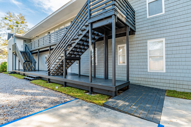 The Fernbank Apartments in Mobile, AL - Building Photo - Building Photo