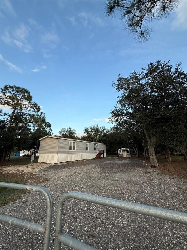 455 S Coral St in Clewiston, FL - Building Photo - Building Photo