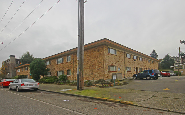 Thunderbird Apartments in Seattle, WA - Foto de edificio - Building Photo