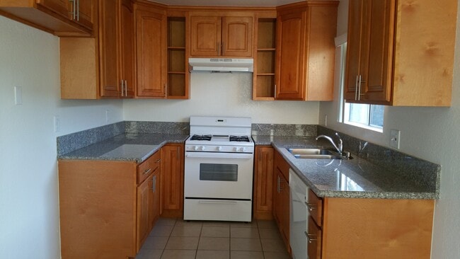 3843 Huron Ave, Unit 2 in Culver City, CA - Foto de edificio - Building Photo