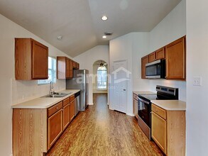 18413 Sunrise Oaks Ct in Montgomery, TX - Building Photo - Building Photo