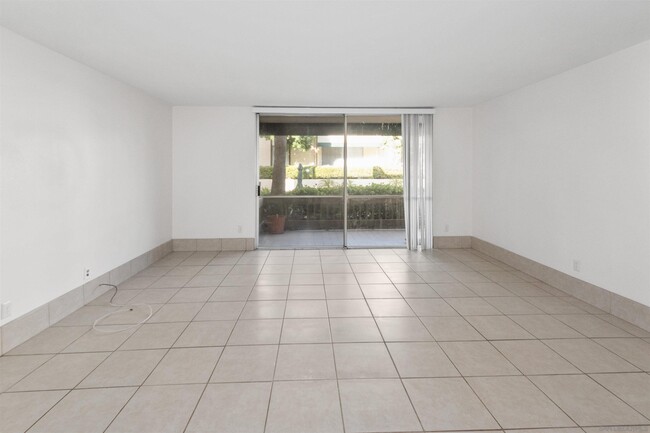 6455 La Jolla Blvd in San Diego, CA - Building Photo - Building Photo