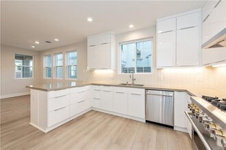 589 McFadden St in Placentia, CA - Building Photo - Building Photo