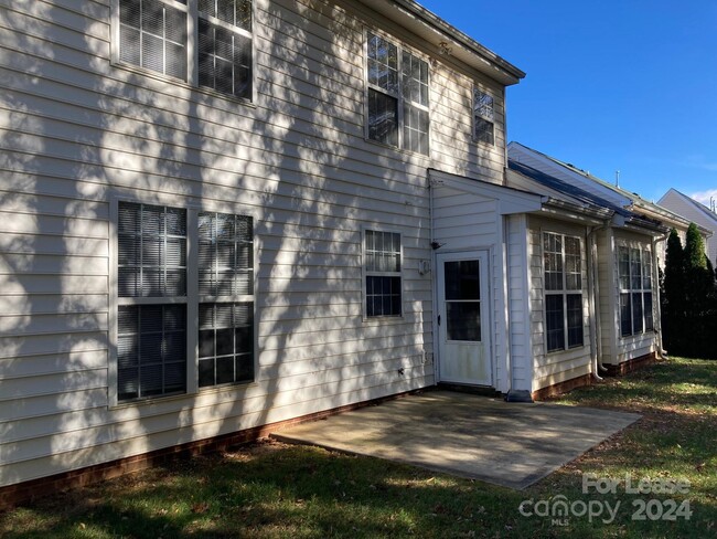 7357 Sedgebrook Dr W in Stanley, NC - Building Photo - Building Photo