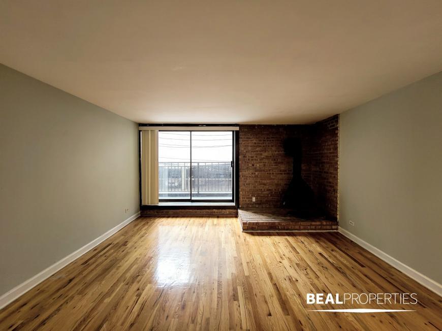 1220 N La Salle Dr in Chicago, IL - Foto de edificio