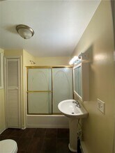 555 Branch Ave in Providence, RI - Building Photo - Building Photo