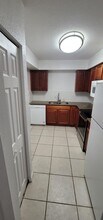548 Orange Dr in Altamonte Springs, FL - Building Photo - Building Photo