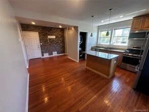 59 Cottage St in Port Chester, NY - Building Photo - Building Photo