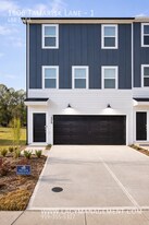 1606 Tamarisk Ln in Durham, NC - Building Photo