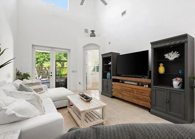 1945 Bridgepointe Cir in Vero Beach, FL - Building Photo - Building Photo
