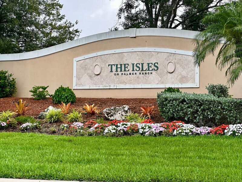 6090 Benevento Dr in Sarasota, FL - Building Photo