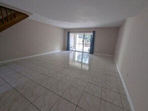 5112 Society Pl E in West Palm Beach, FL - Building Photo - Building Photo