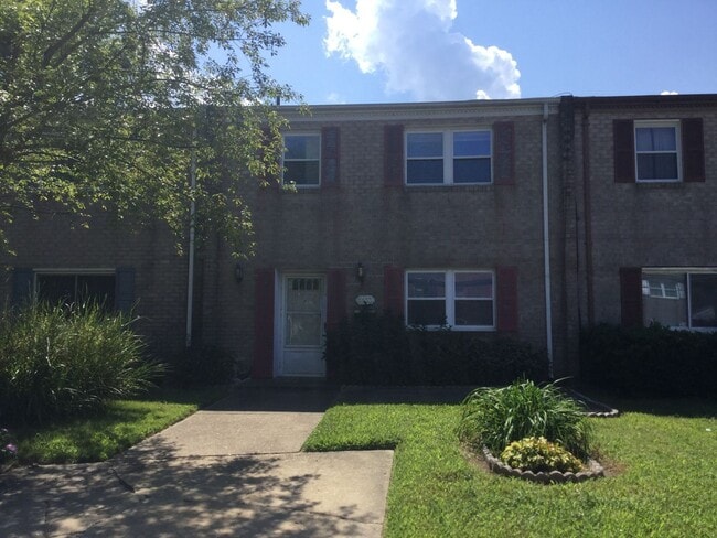 property at 4433 Bennett Ln