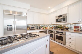 282 Magnolia Ave in Jersey City, NJ - Building Photo - Building Photo