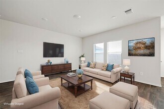 191 Frogmore Lp in Uhland, TX - Building Photo - Building Photo