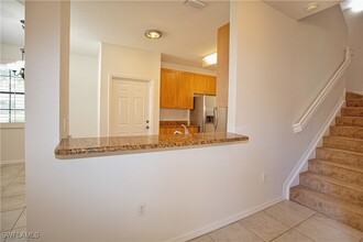 15270 Summit Pl Cir in Naples, FL - Building Photo - Building Photo