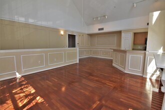 5711 Soldier Cir in Sarasota, FL - Building Photo - Building Photo