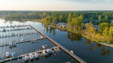 160 Wheel House Ct in Washington, NC - Building Photo - Building Photo