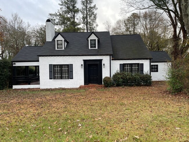 1502 Maple St in Carrollton, GA - Foto de edificio - Building Photo