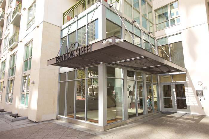 1240 India St, Unit 522 in San Diego, CA - Foto de edificio