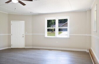 130 Rosewood Dr in Dallas, GA - Building Photo - Building Photo