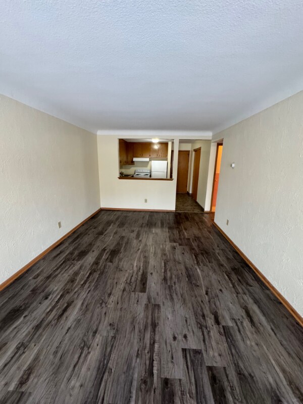 556 Jenks Ave E in St. Paul, MN - Building Photo - Building Photo