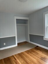 2 Walnut St, Unit 4 in Methuen, MA - Building Photo - Building Photo