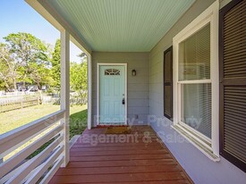 710 Locust St in Charleston, SC - Building Photo - Building Photo