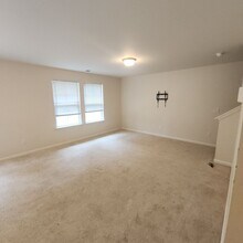 1950 Skycrest Dr in Winston-Salem, NC - Building Photo - Building Photo