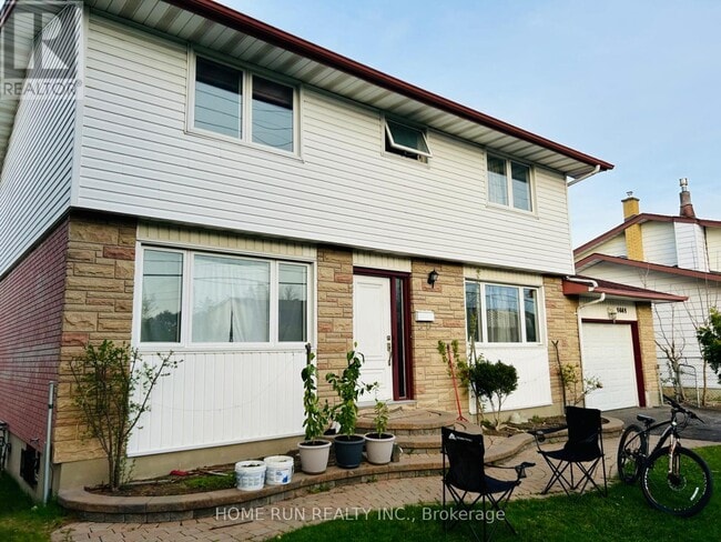 1441 Fisher Ave