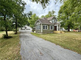 12004 NY-12E in Chaumont, NY - Building Photo