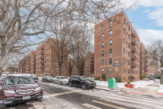 Harry Silver Housing Company, Inc. in Brooklyn, NY - Building Photo - Primary Photo