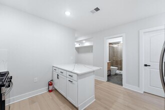 1205 Hillside Pl in North Bergen, NJ - Building Photo - Building Photo