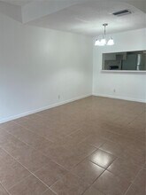 3104 SW 50th St in Fort Lauderdale, FL - Building Photo - Building Photo