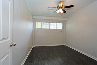 La Casita in Austin, TX - Foto de edificio - Interior Photo