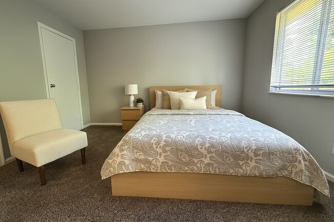 Silver Rock Avenue Apartments in Dayton, OH - Building Photo - Building Photo