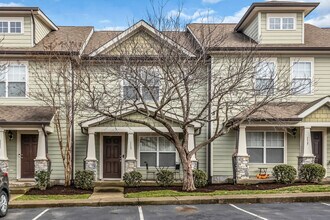 553 Rosedale Ave in Nashville, TN - Building Photo - Building Photo