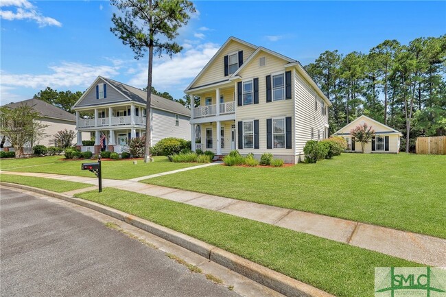property at 12 Arbors Cir
